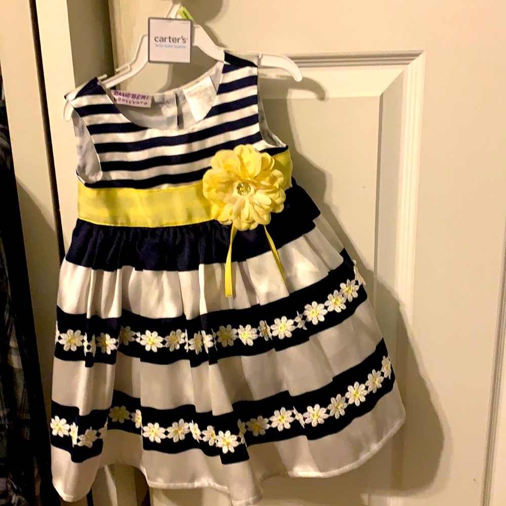 Like new little girls cute dress